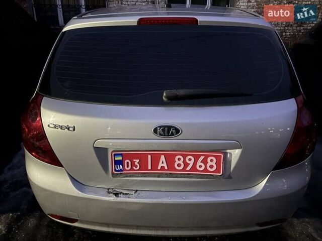 Серый Киа Сид, объемом двигателя 1.4 л и пробегом 180 тыс. км за 4400 $, фото 1 на Automoto.ua