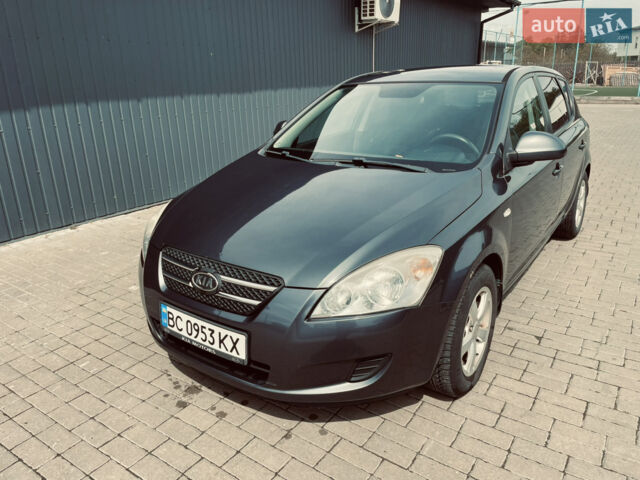 Сірий Кіа Сід, об'ємом двигуна 1.4 л та пробігом 280 тис. км за 5000 $, фото 1 на Automoto.ua