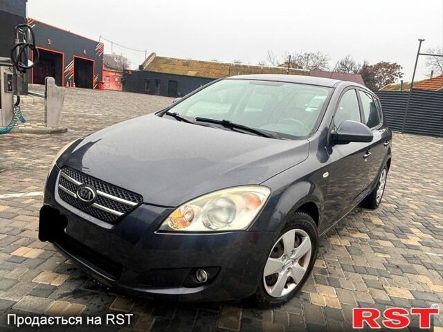 Сірий Кіа Сід, об'ємом двигуна 1.6 л та пробігом 132 тис. км за 2700 $, фото 1 на Automoto.ua