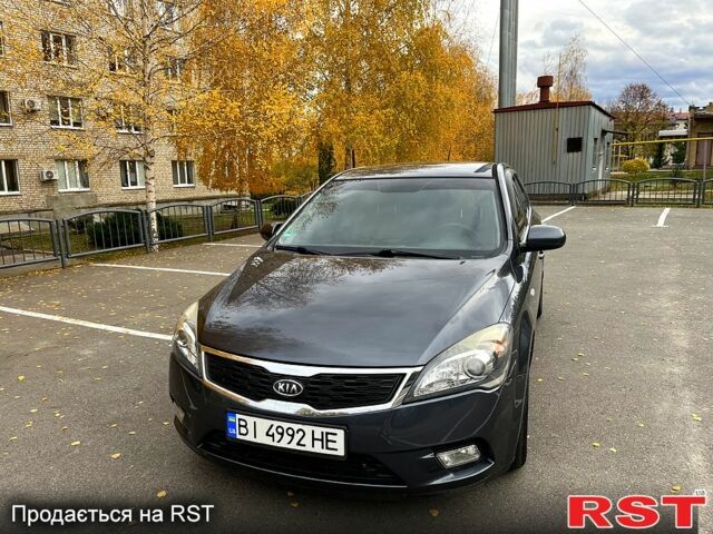 Серый Киа Сид, объемом двигателя 1.4 л и пробегом 202 тыс. км за 6300 $, фото 1 на Automoto.ua