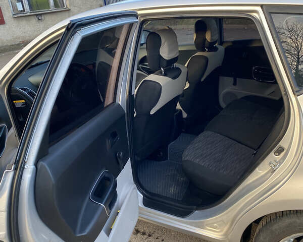 Серый Киа Сид, объемом двигателя 1.4 л и пробегом 210 тыс. км за 5000 $, фото 1 на Automoto.ua