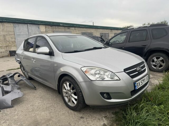 Сірий Кіа Сід, об'ємом двигуна 1.6 л та пробігом 131 тис. км за 2998 $, фото 1 на Automoto.ua