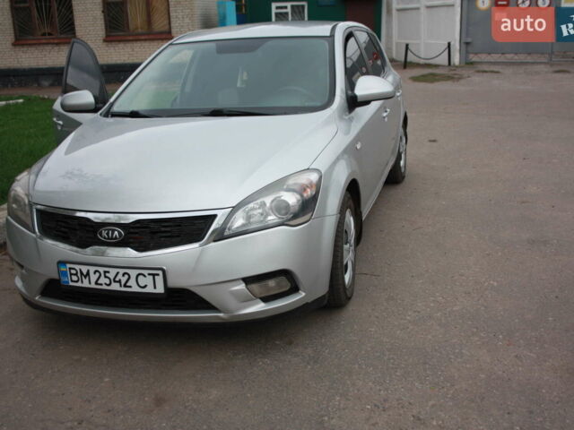 Серый Киа Сид, объемом двигателя 1.6 л и пробегом 188 тыс. км за 6500 $, фото 1 на Automoto.ua