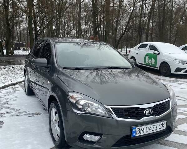 Сірий Кіа Сід, об'ємом двигуна 1.58 л та пробігом 275 тис. км за 6200 $, фото 1 на Automoto.ua