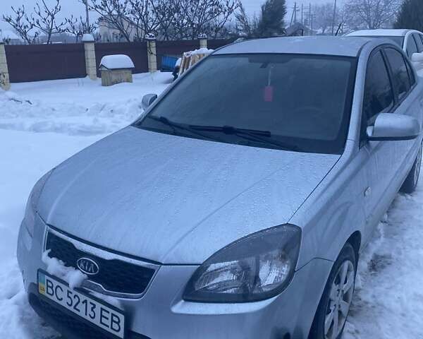 Сірий Кіа Сід, об'ємом двигуна 1.4 л та пробігом 250 тис. км за 5350 $, фото 1 на Automoto.ua