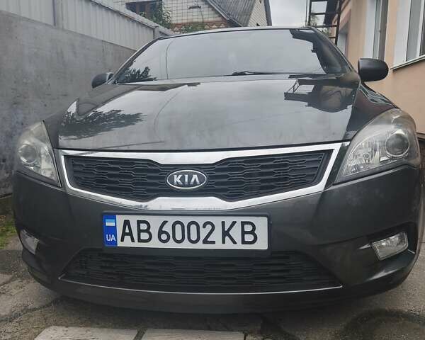 Серый Киа Сид, объемом двигателя 1.6 л и пробегом 197 тыс. км за 6250 $, фото 1 на Automoto.ua