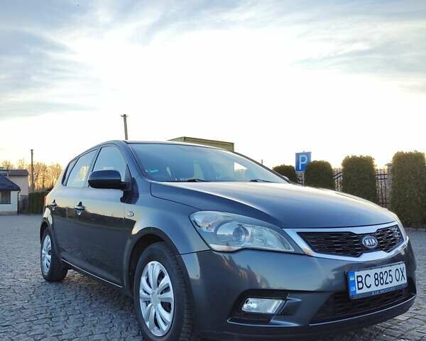 Сірий Кіа Сід, об'ємом двигуна 1.58 л та пробігом 183 тис. км за 6900 $, фото 1 на Automoto.ua