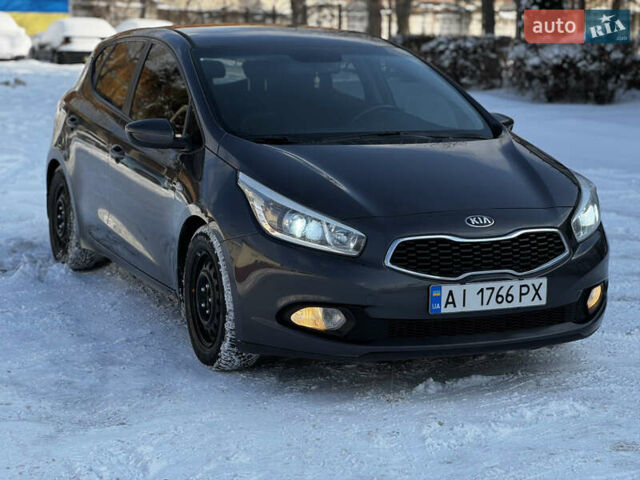 Сірий Кіа Сід, об'ємом двигуна 1.6 л та пробігом 222 тис. км за 7000 $, фото 1 на Automoto.ua