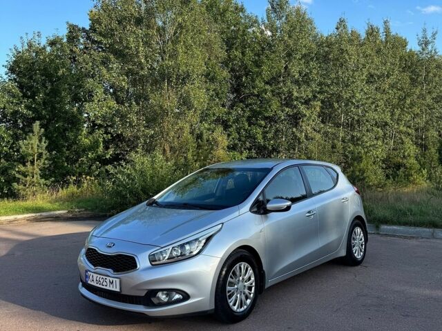 Серый Киа Сид, объемом двигателя 1.6 л и пробегом 122 тыс. км за 8500 $, фото 1 на Automoto.ua