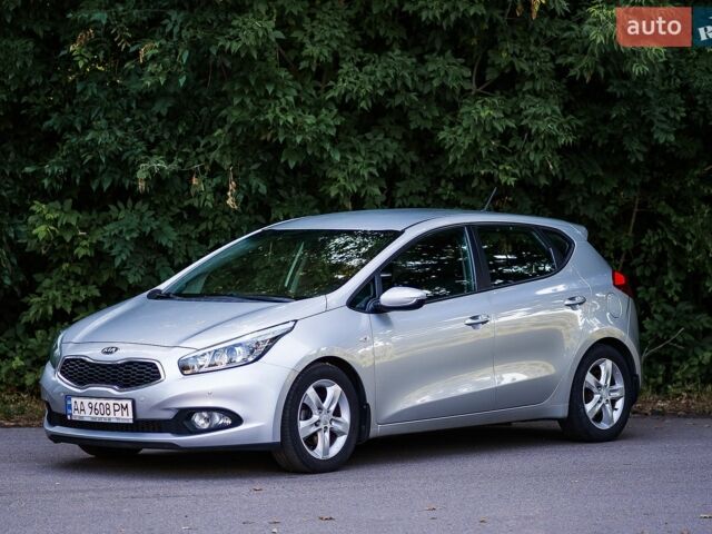 Серый Киа Сид, объемом двигателя 1.6 л и пробегом 96 тыс. км за 11500 $, фото 1 на Automoto.ua