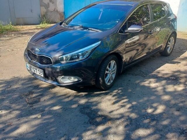 Серый Киа Сид, объемом двигателя 1.6 л и пробегом 148 тыс. км за 9000 $, фото 1 на Automoto.ua