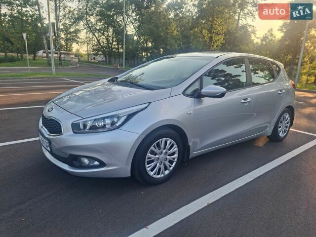 Серый Киа Сид, объемом двигателя 1.59 л и пробегом 189 тыс. км за 9600 $, фото 1 на Automoto.ua