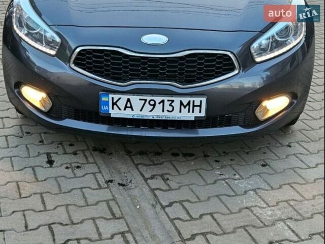 Серый Киа Сид, объемом двигателя 1.6 л и пробегом 219 тыс. км за 8999 $, фото 1 на Automoto.ua