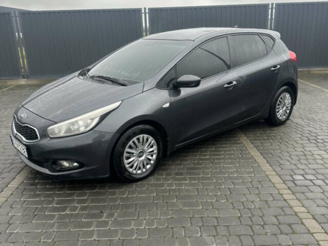 Серый Киа Сид, объемом двигателя 1.6 л и пробегом 152 тыс. км за 9000 $, фото 1 на Automoto.ua