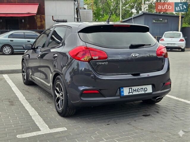 Сірий Кіа Сід, об'ємом двигуна 1.6 л та пробігом 170 тис. км за 8500 $, фото 1 на Automoto.ua