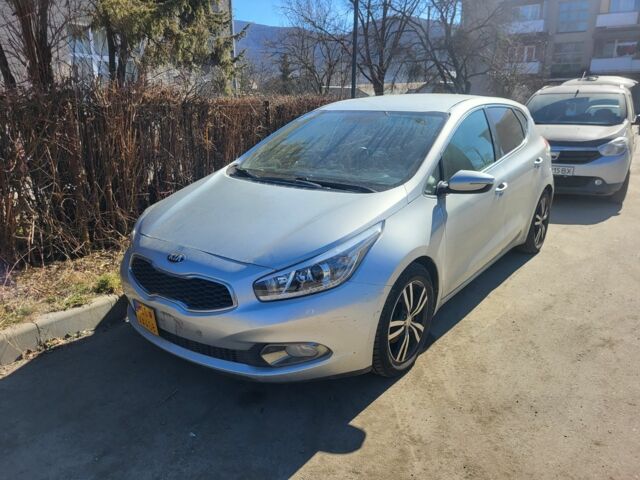 Серый Киа Сид, объемом двигателя 0 л и пробегом 250 тыс. км за 5379 $, фото 1 на Automoto.ua