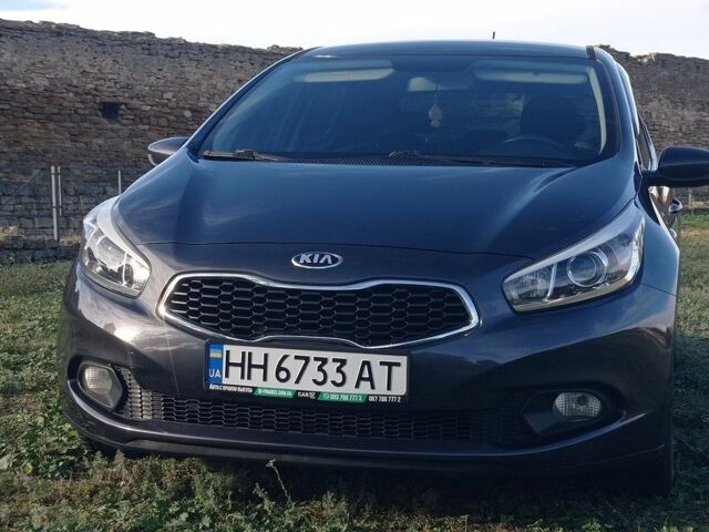 Сірий Кіа Сід, об'ємом двигуна 1.4 л та пробігом 186 тис. км за 8200 $, фото 1 на Automoto.ua