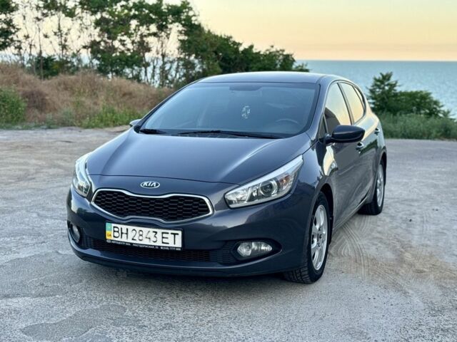 Сірий Кіа Сід, об'ємом двигуна 1.6 л та пробігом 150 тис. км за 10500 $, фото 1 на Automoto.ua