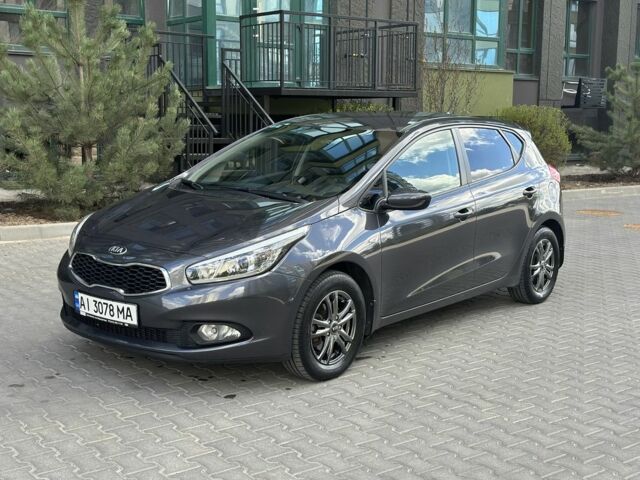 Серый Киа Сид, объемом двигателя 1.6 л и пробегом 110 тыс. км за 10900 $, фото 1 на Automoto.ua