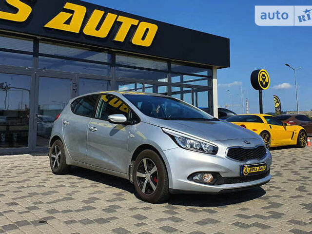 Сірий Кіа Сід, об'ємом двигуна 1.58 л та пробігом 70 тис. км за 12200 $, фото 1 на Automoto.ua