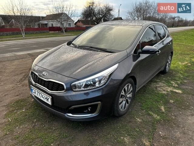 Сірий Кіа Сід, об'ємом двигуна 1.59 л та пробігом 190 тис. км за 11500 $, фото 1 на Automoto.ua