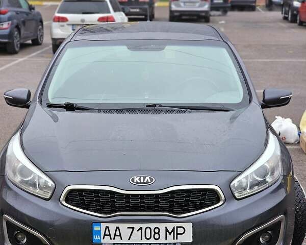 Серый Киа Сид, объемом двигателя 1.59 л и пробегом 165 тыс. км за 11250 $, фото 1 на Automoto.ua