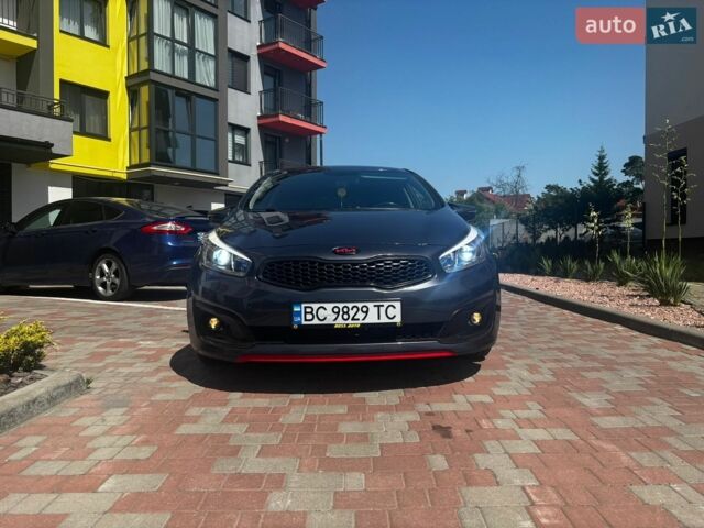 Серый Киа Сид, объемом двигателя 1.59 л и пробегом 96 тыс. км за 13300 $, фото 1 на Automoto.ua