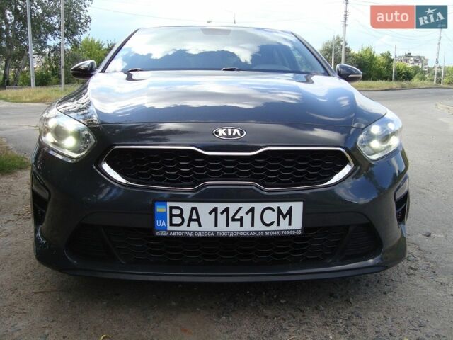 Серый Киа Сид, объемом двигателя 1.59 л и пробегом 138 тыс. км за 14900 $, фото 1 на Automoto.ua