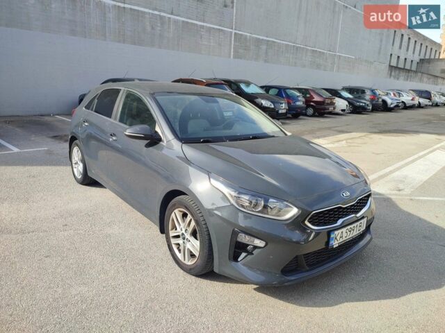 Серый Киа Сид, объемом двигателя 1.4 л и пробегом 56 тыс. км за 19700 $, фото 1 на Automoto.ua