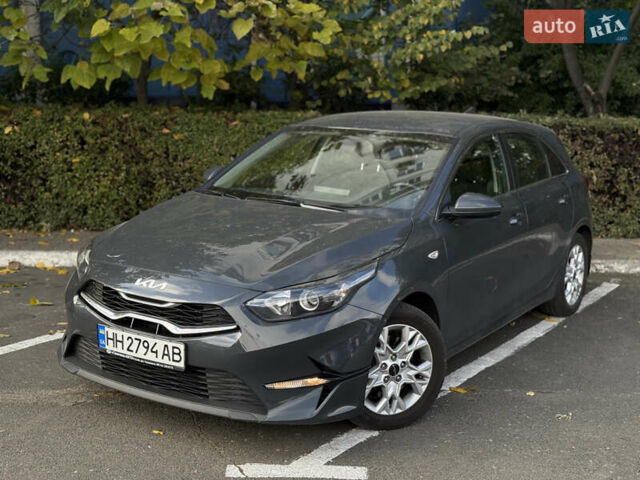 Серый Киа Сид, объемом двигателя 1.59 л и пробегом 61 тыс. км за 17000 $, фото 1 на Automoto.ua