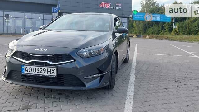 Серый Киа Сид, объемом двигателя 1.59 л и пробегом 28 тыс. км за 20000 $, фото 1 на Automoto.ua