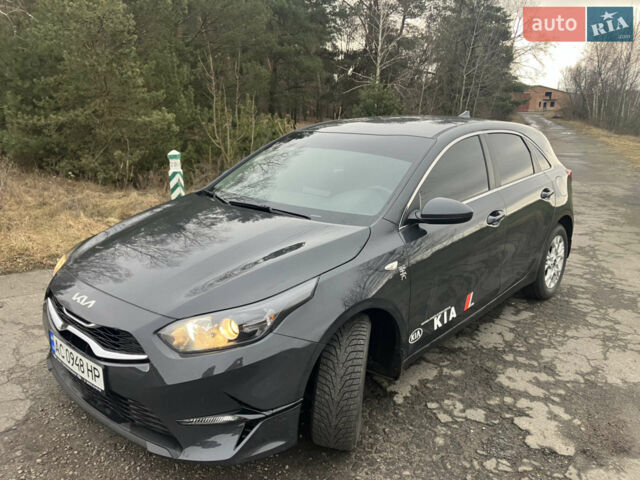 Серый Киа Сид, объемом двигателя 1.59 л и пробегом 4 тыс. км за 21000 $, фото 1 на Automoto.ua