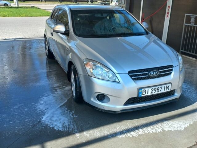 Сірий Кіа Сід, об'ємом двигуна 1.4 л та пробігом 277 тис. км за 5200 $, фото 1 на Automoto.ua