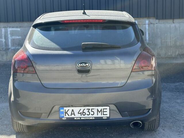 Сірий Кіа Сід, об'ємом двигуна 1.4 л та пробігом 250 тис. км за 5500 $, фото 1 на Automoto.ua