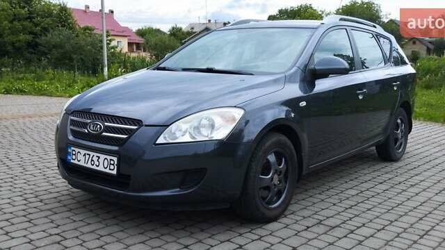 Киа Сид 2007 в Львове на Automoto.ua Серый Киа Сид, объемом двигателя 1.6 л и пробегом 287 тыс. км за 6400 $, фото 1 на Automoto.ua