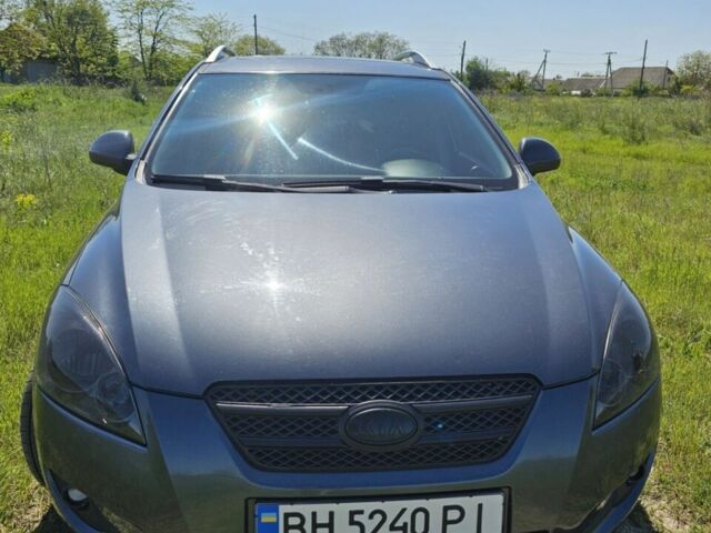 Серый Киа Сид, объемом двигателя 1.6 л и пробегом 274 тыс. км за 6500 $, фото 1 на Automoto.ua