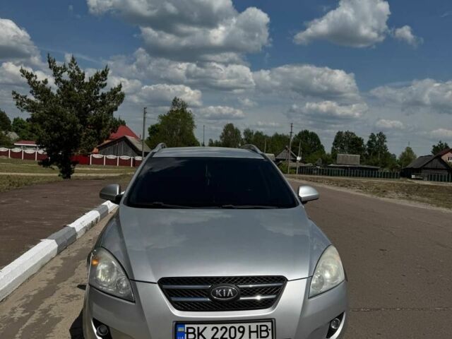 Серый Киа Сид, объемом двигателя 1.6 л и пробегом 317 тыс. км за 3601 $, фото 1 на Automoto.ua
