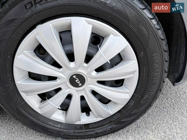 Серый Киа Сид, объемом двигателя 1.4 л и пробегом 176 тыс. км за 5700 $, фото 1 на Automoto.ua