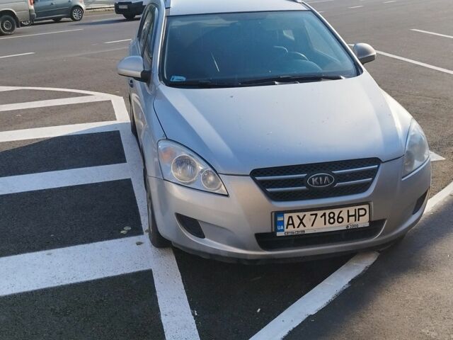 Сірий Кіа Сід, об'ємом двигуна 1.6 л та пробігом 400 тис. км за 3404 $, фото 1 на Automoto.ua