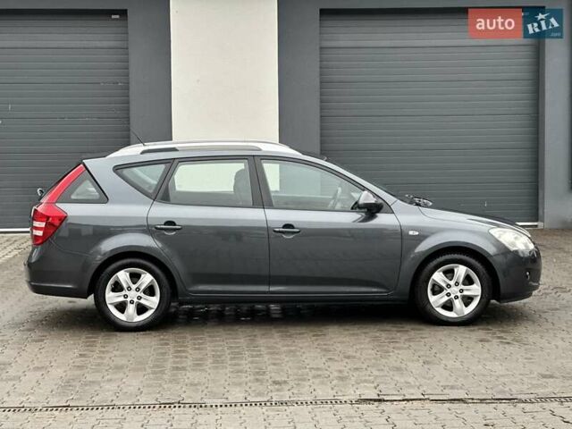 Серый Киа Сид, объемом двигателя 1.6 л и пробегом 178 тыс. км за 5399 $, фото 1 на Automoto.ua