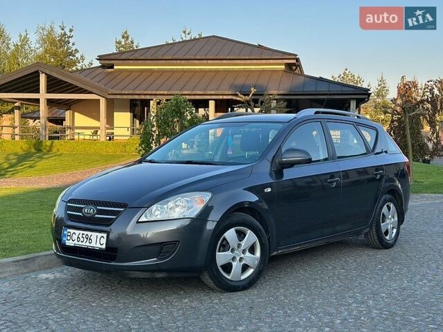 Серый Киа Сид, объемом двигателя 1.58 л и пробегом 228 тыс. км за 4799 $, фото 1 на Automoto.ua