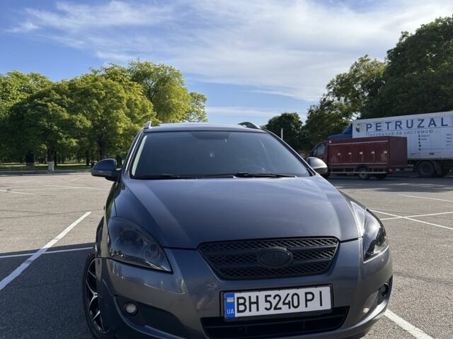 Серый Киа Сид, объемом двигателя 1.6 л и пробегом 274 тыс. км за 6500 $, фото 1 на Automoto.ua