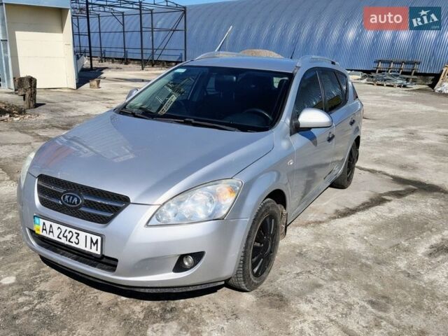 Серый Киа Сид, объемом двигателя 1.58 л и пробегом 177 тыс. км за 4900 $, фото 1 на Automoto.ua