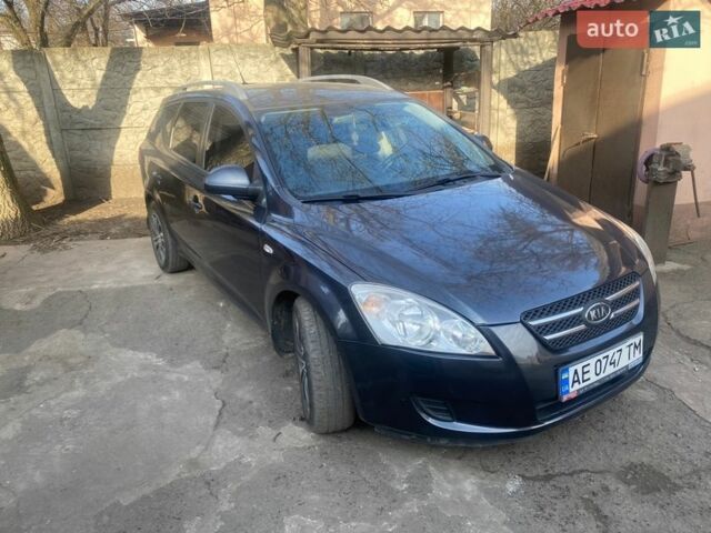 Серый Киа Сид, объемом двигателя 1.6 л и пробегом 160 тыс. км за 6300 $, фото 1 на Automoto.ua