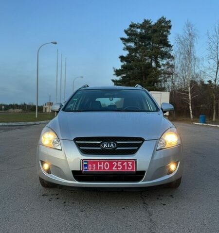 Серый Киа Сид, объемом двигателя 1.4 л и пробегом 162 тыс. км за 4900 $, фото 1 на Automoto.ua