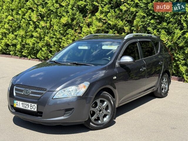 Серый Киа Сид, объемом двигателя 1.58 л и пробегом 250 тыс. км за 5700 $, фото 1 на Automoto.ua