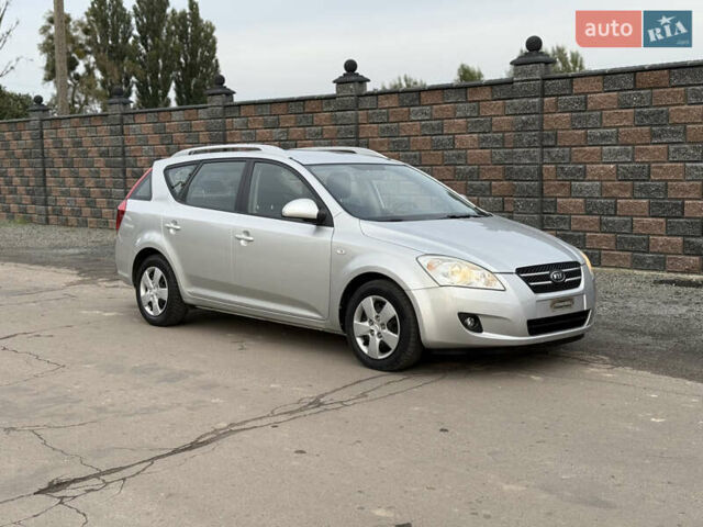 Серый Киа Сид, объемом двигателя 1.6 л и пробегом 197 тыс. км за 6700 $, фото 1 на Automoto.ua