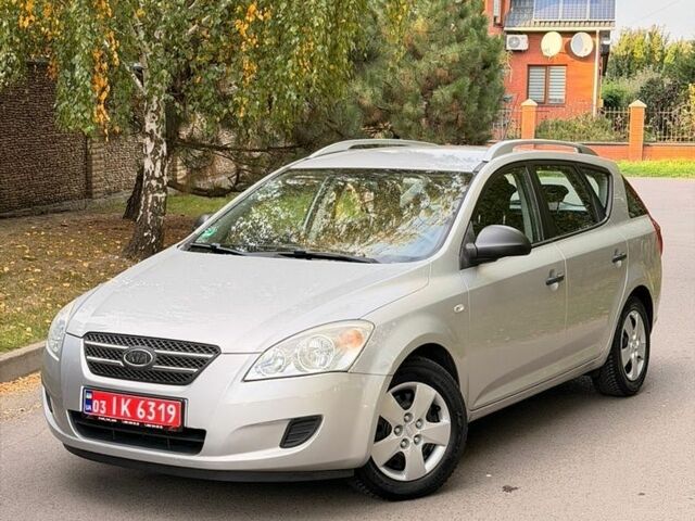 Серый Киа Сид, объемом двигателя 1.4 л и пробегом 164 тыс. км за 4600 $, фото 1 на Automoto.ua