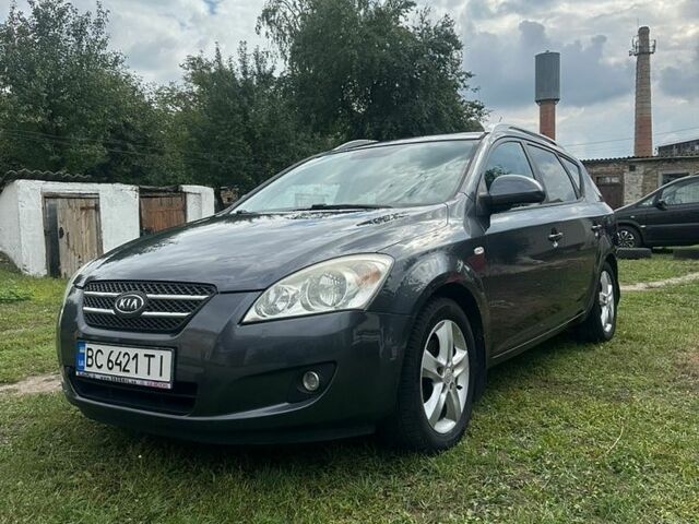 Сірий Кіа Сід, об'ємом двигуна 1.59 л та пробігом 271 тис. км за 5000 $, фото 1 на Automoto.ua
