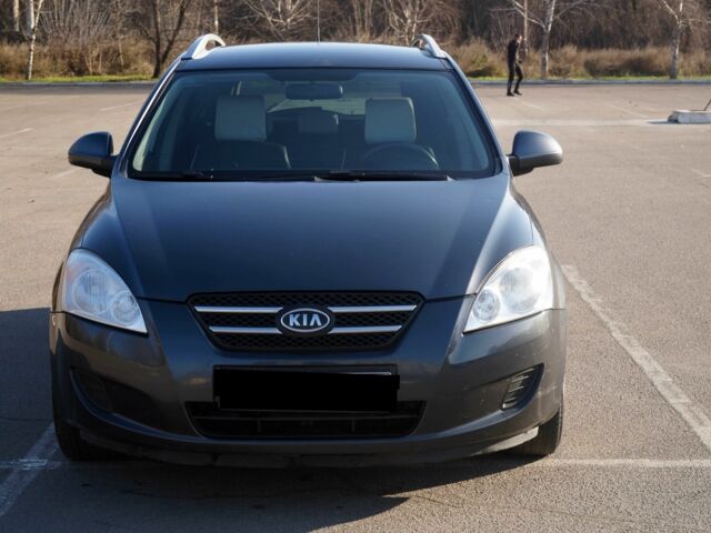 Сірий Кіа Сід, об'ємом двигуна 1.6 л та пробігом 231 тис. км за 5500 $, фото 1 на Automoto.ua